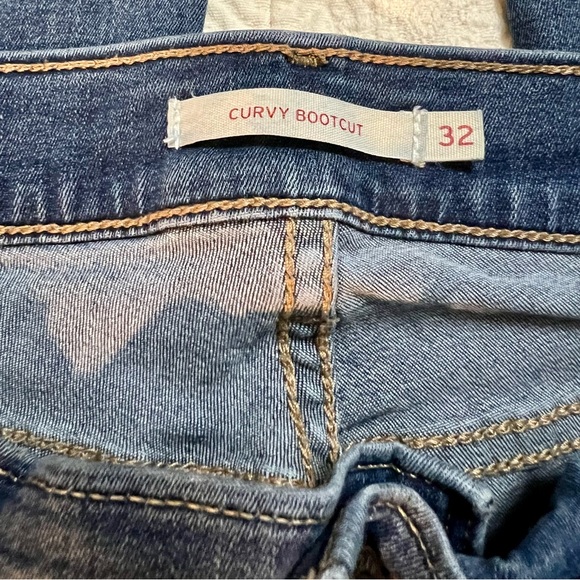 Levi Curvy Bootcut Jeans Women's 32x30 Blue Medium Wash Western Cowgirl Rodeo - Picture 5 of 9